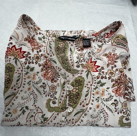 Club "z Collection Tops - Floral Button-Up Tunic